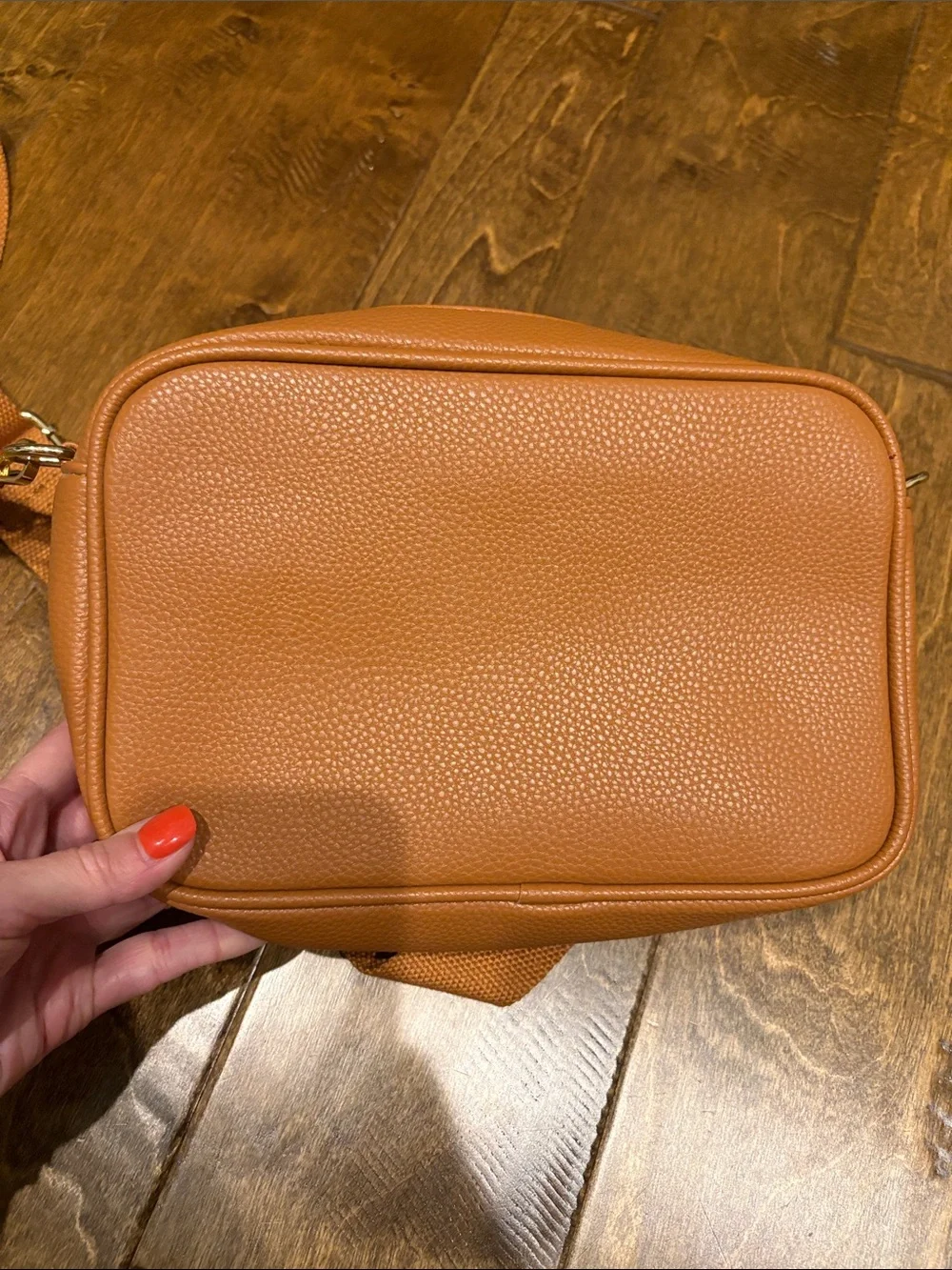 Medium sized Crossbody Bag